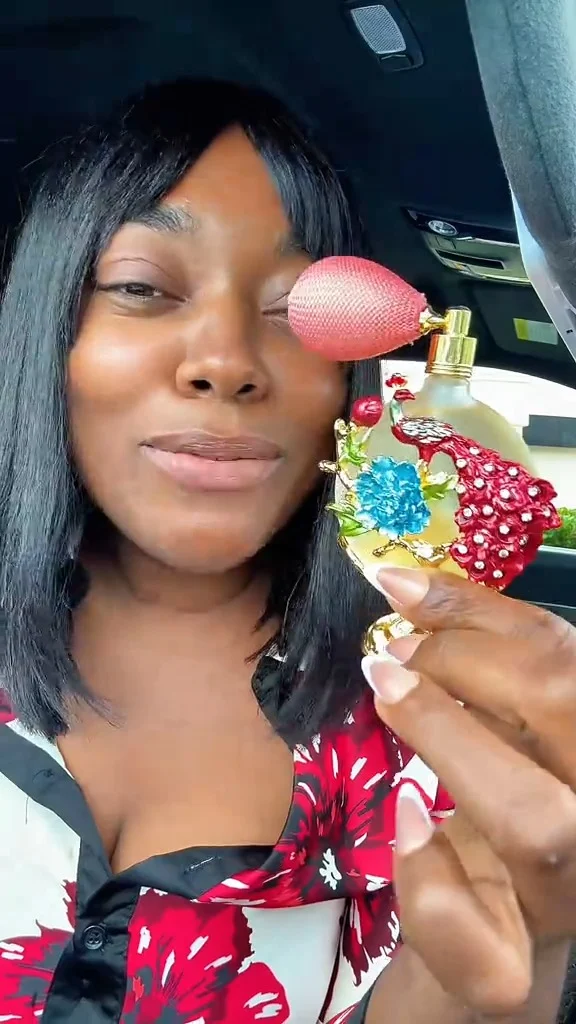 Instagram post from mapaonfragrance. This post is in position 2.